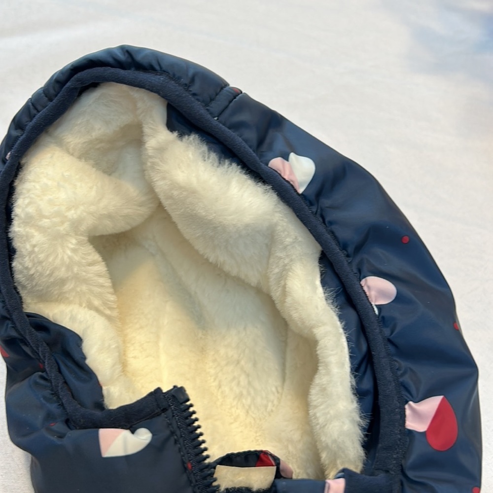 Wonder Nation brand infant 12 months hooded coat.  Navy w/pink hearts. - Picture 8 of 9